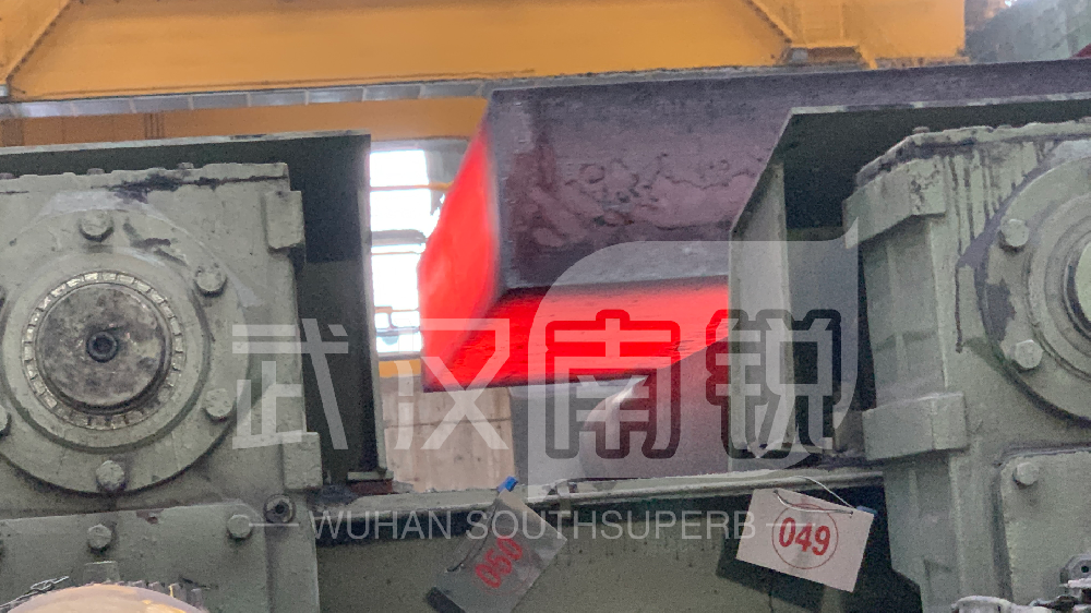 連鑄板坯去毛刺機的說明和操作規(guī)范